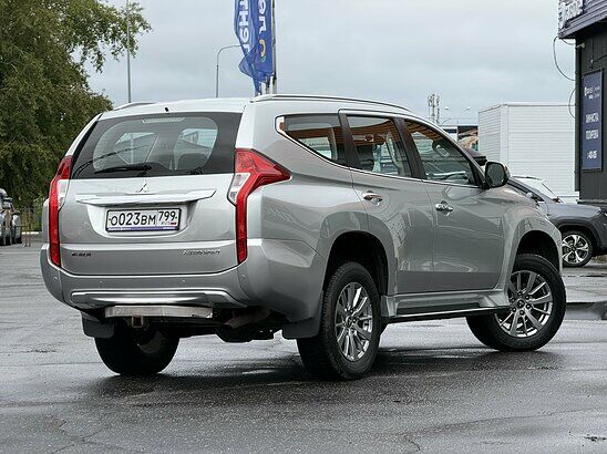 Mitsubishi Pajero Sport 2.4 DI-D 4WD AT (181 л.с.) Intense