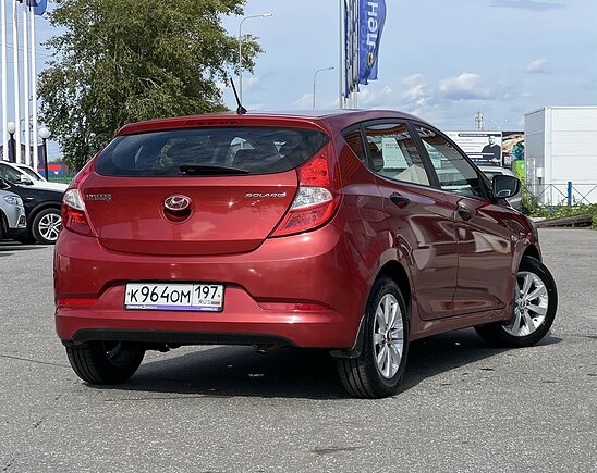 Hyundai Solaris 1.4 MT (107 л.с.) Active