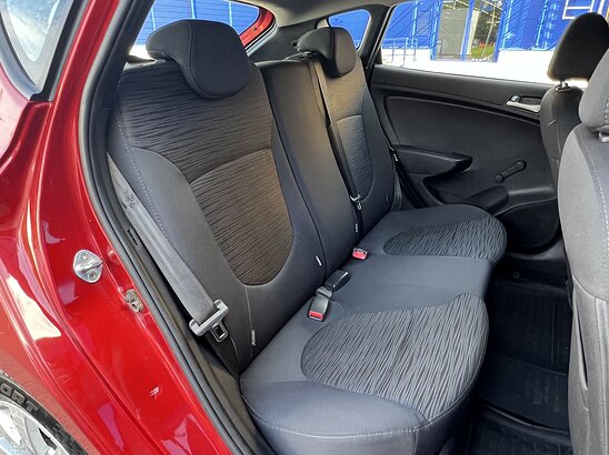 Hyundai Solaris 1.4 MT (107 л.с.) Active