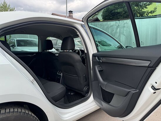 Skoda Octavia 1.8 TSI DSG (180 л.с.) Style