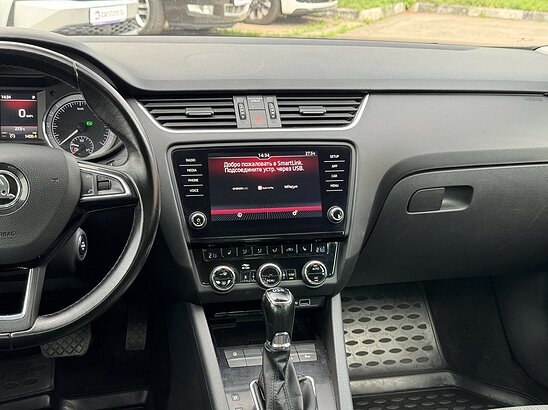 Skoda Octavia 1.8 TSI DSG (180 л.с.) Style