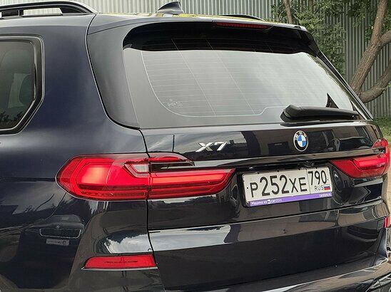 BMW X7 30d 3.0 xDrive Steptronic (249 л.с.) M Sport Plus