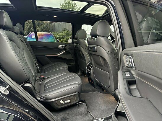 BMW X7 30d 3.0 xDrive Steptronic (249 л.с.) M Sport Plus
