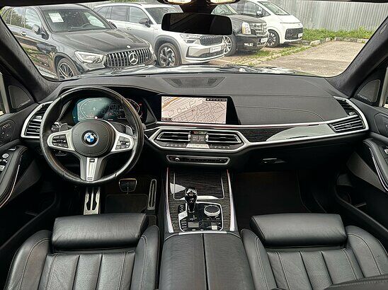 BMW X7 30d 3.0 xDrive Steptronic (249 л.с.) M Sport Plus
