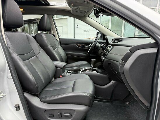 Nissan X-Trail 2.5 4WD CVT (171 л.с.) LE Top