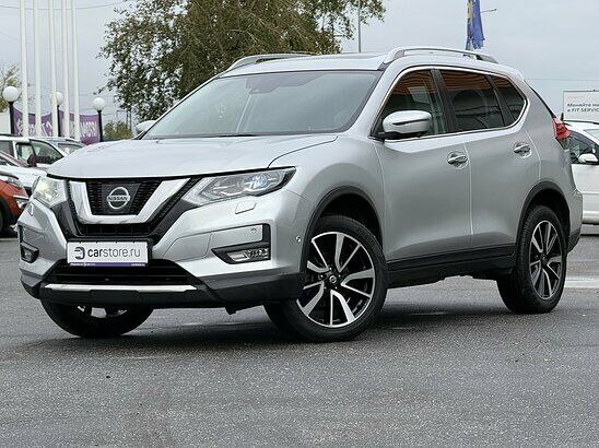 Nissan X-Trail 2.5 4WD CVT (171 л.с.) LE Top