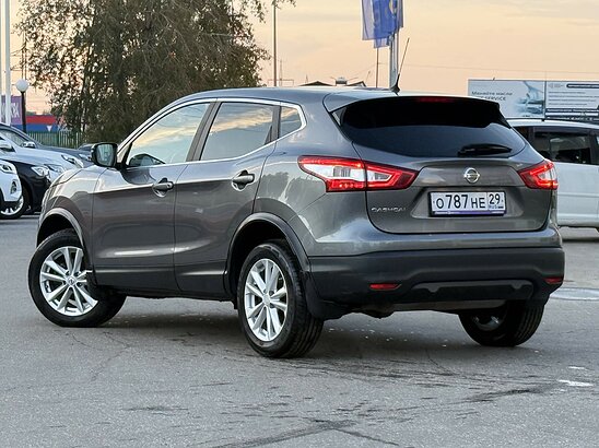Nissan Qashqai 2.0 MT (144 л.с.) SE