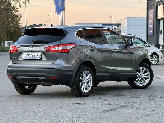 Nissan Qashqai 2.0 MT (144 л.с.) SE