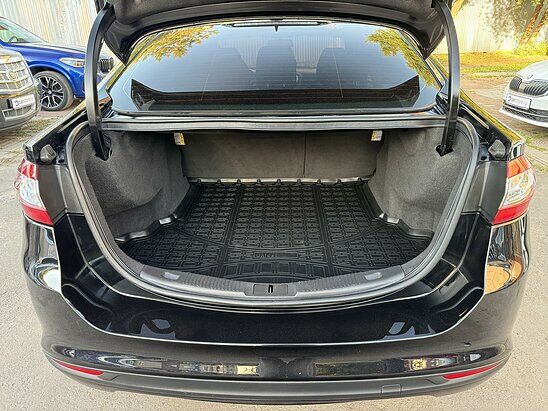 Ford Mondeo 2.5 AT (149 л.с.) Trend