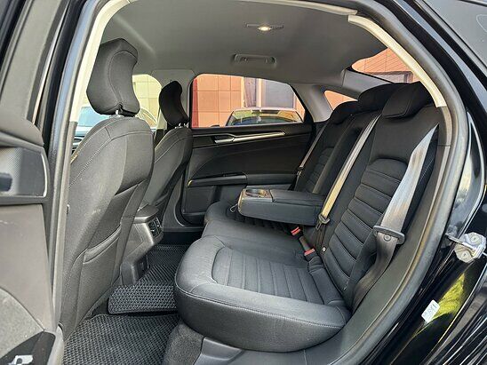 Ford Mondeo 2.5 AT (149 л.с.) Trend