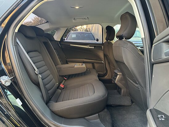 Ford Mondeo 2.5 AT (149 л.с.) Trend