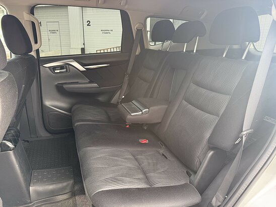 Mitsubishi Pajero Sport 2.4 4WD MT (181 л.с.) Invite