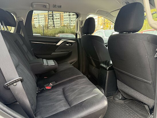 Mitsubishi Pajero Sport 2.4 4WD MT (181 л.с.) Invite