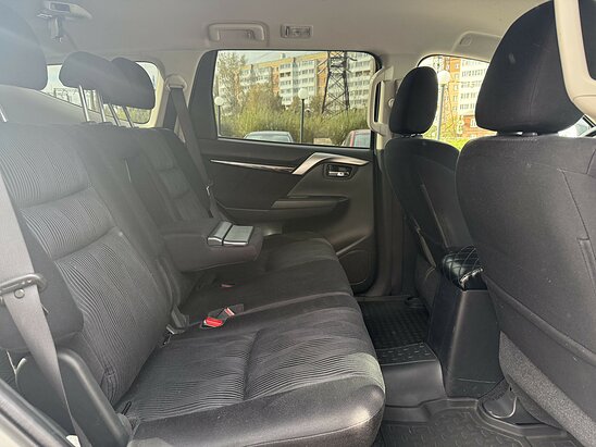 Mitsubishi Pajero Sport 2.4 4WD MT (181 л.с.) Invite