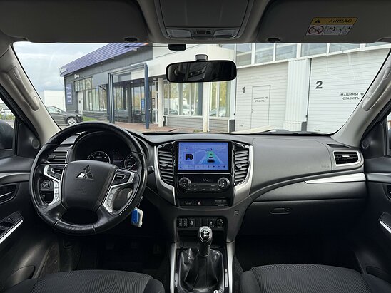 Mitsubishi Pajero Sport 2.4 4WD MT (181 л.с.) Invite