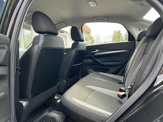ВАЗ (LADA) Vesta 1.6 MT (106 л.с.) Comfort