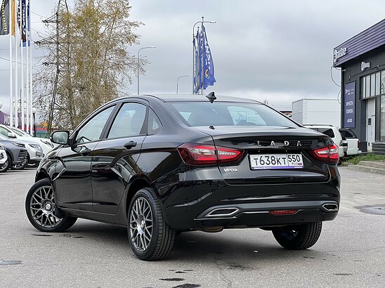 ВАЗ (LADA) Vesta 1.6 MT (106 л.с.) Comfort