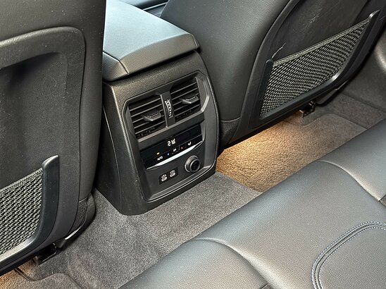 BMW 3 серия 320d 2.0 xDrive AT (190 л.с.) Sport Line