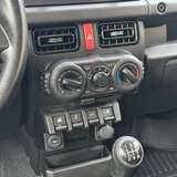 Suzuki Jimny 1.5 4WD MT (102 л.с.) GL