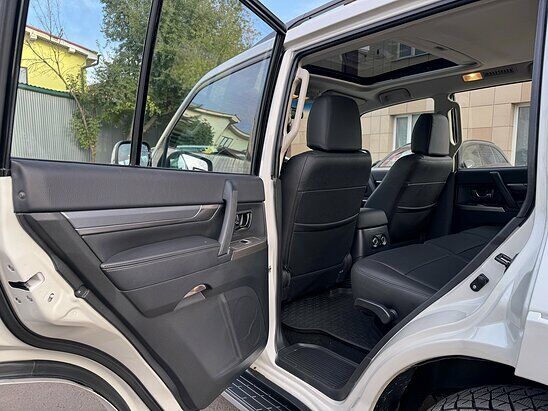 Mitsubishi Pajero 3.0 AT (178 л.с.) GLS