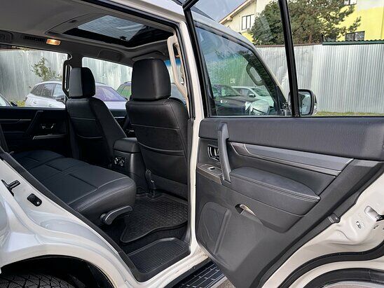 Mitsubishi Pajero 3.0 AT (178 л.с.) GLS