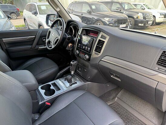 Mitsubishi Pajero 3.0 AT (178 л.с.) GLS