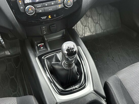 Nissan X-Trail 2.0 MT (144 л.с.) XE